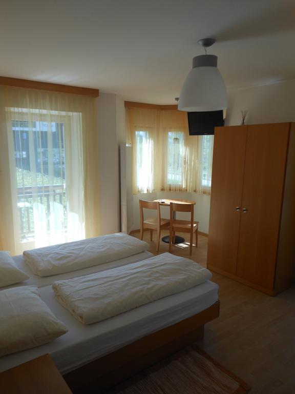 Ottenkellerhof Bolzano Phòng bức ảnh