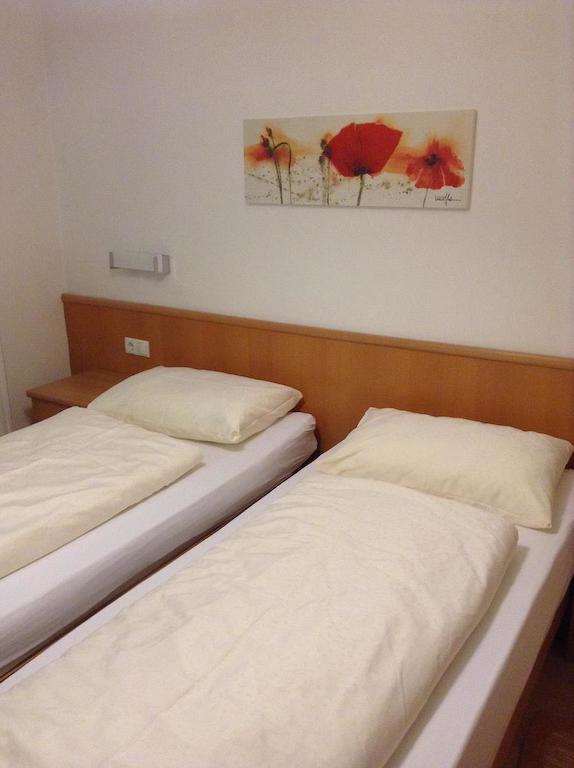 Ottenkellerhof Bolzano Phòng bức ảnh